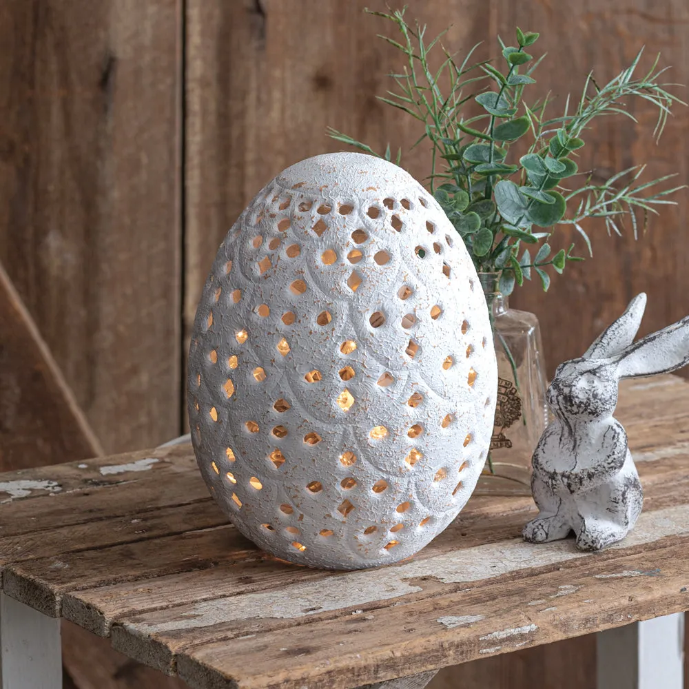 Charming Farmhouse-Style Egg with Cutout Design