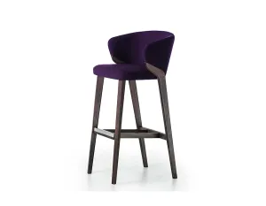 Nora Stool